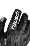 Reusch Attrakt Resist Junior 5572615 7700 black 2